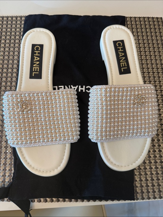 CHANEL Shoes - CHANEL White Pearl-Embellished Slide Sandals